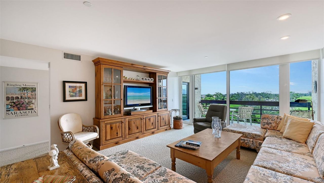 1085 Gulf Of Mexico Drive , Unit 404, Longboat Key, FL 34228 Photo