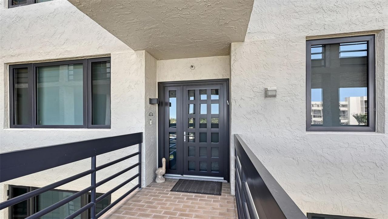 1085 Gulf Of Mexico Drive , Unit 404, Longboat Key, FL 34228 Photo