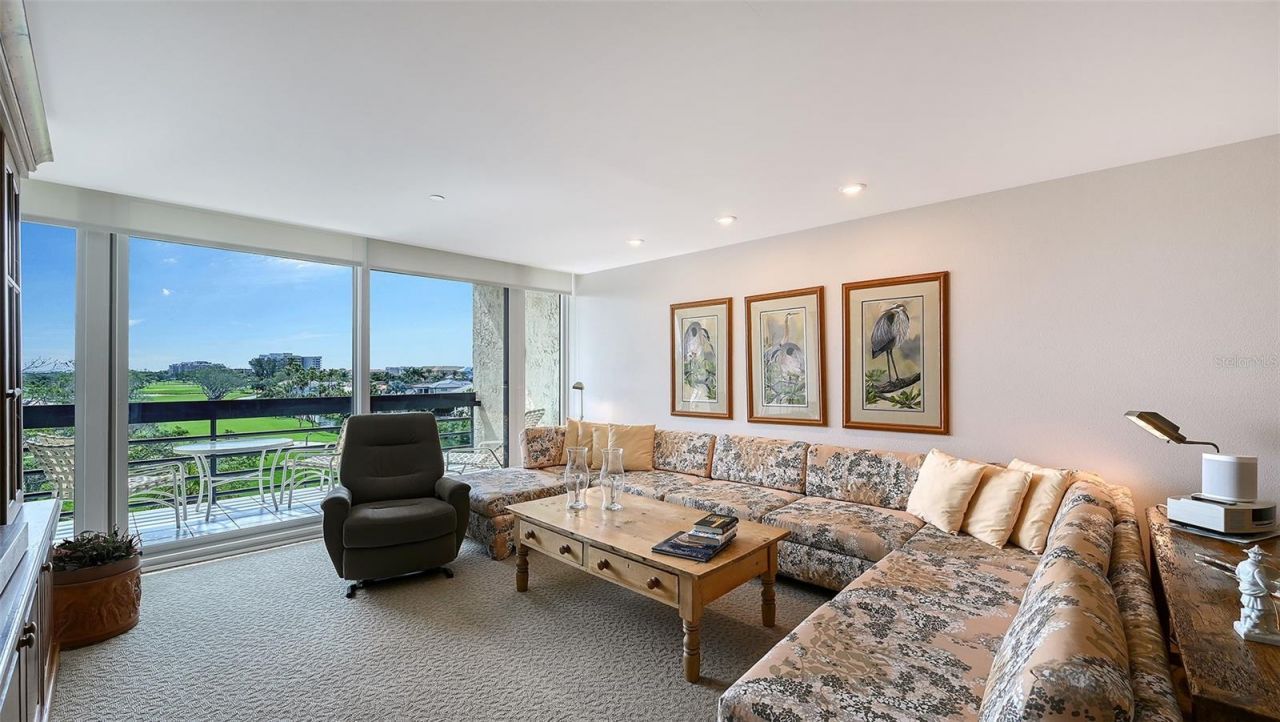 1085 Gulf Of Mexico Drive , Unit 404, Longboat Key, FL 34228 Photo