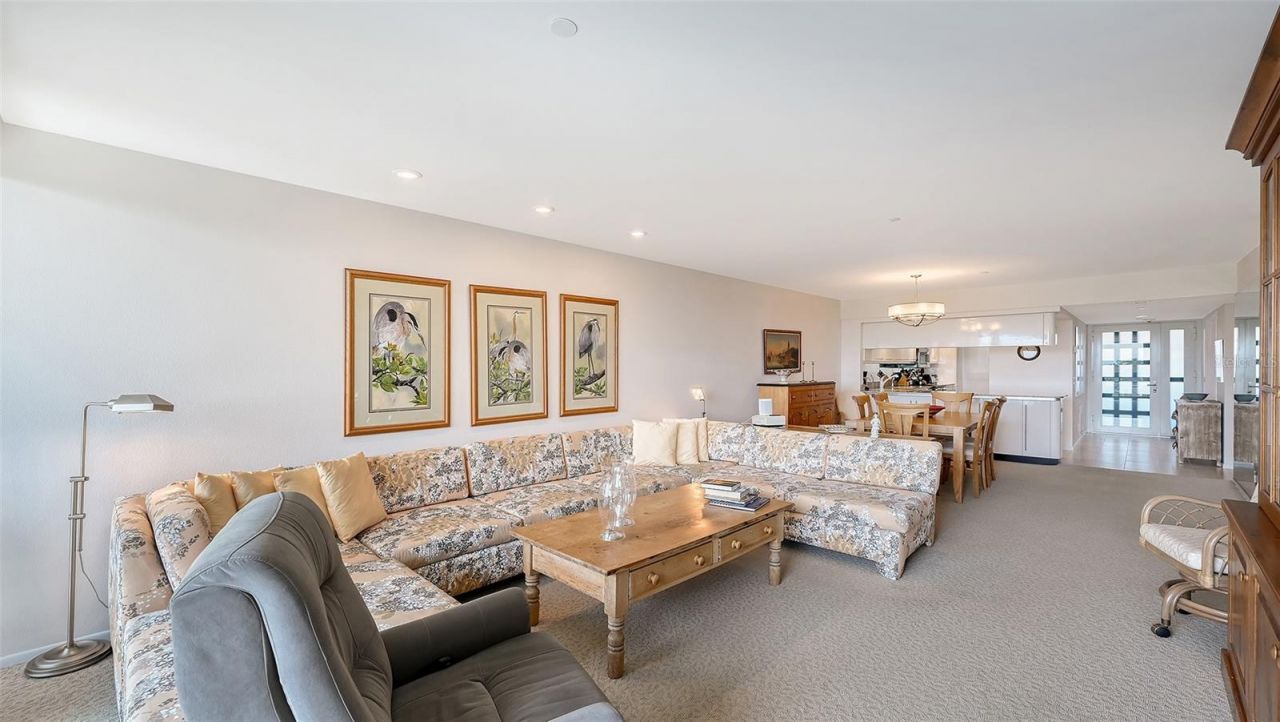 1085 Gulf Of Mexico Drive , Unit 404, Longboat Key, FL 34228 Photo