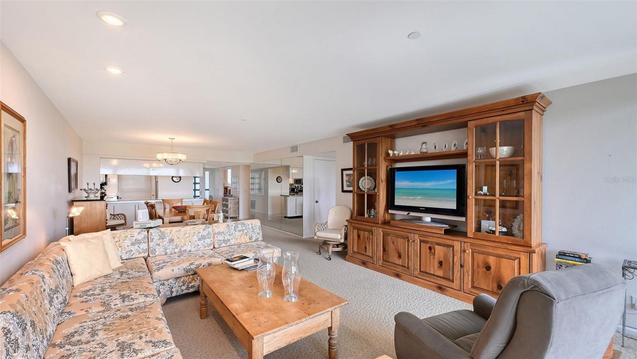 1085 Gulf Of Mexico Drive , Unit 404, Longboat Key, FL 34228 Photo