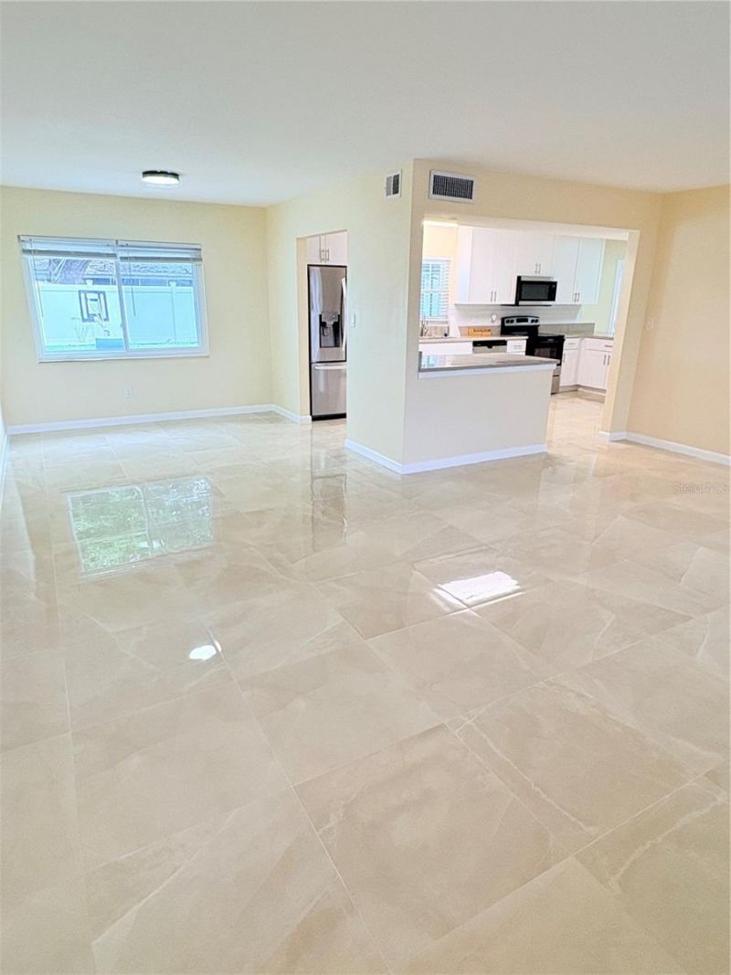4725 Soapstone Drive, Tampa, FL 33615 Photo