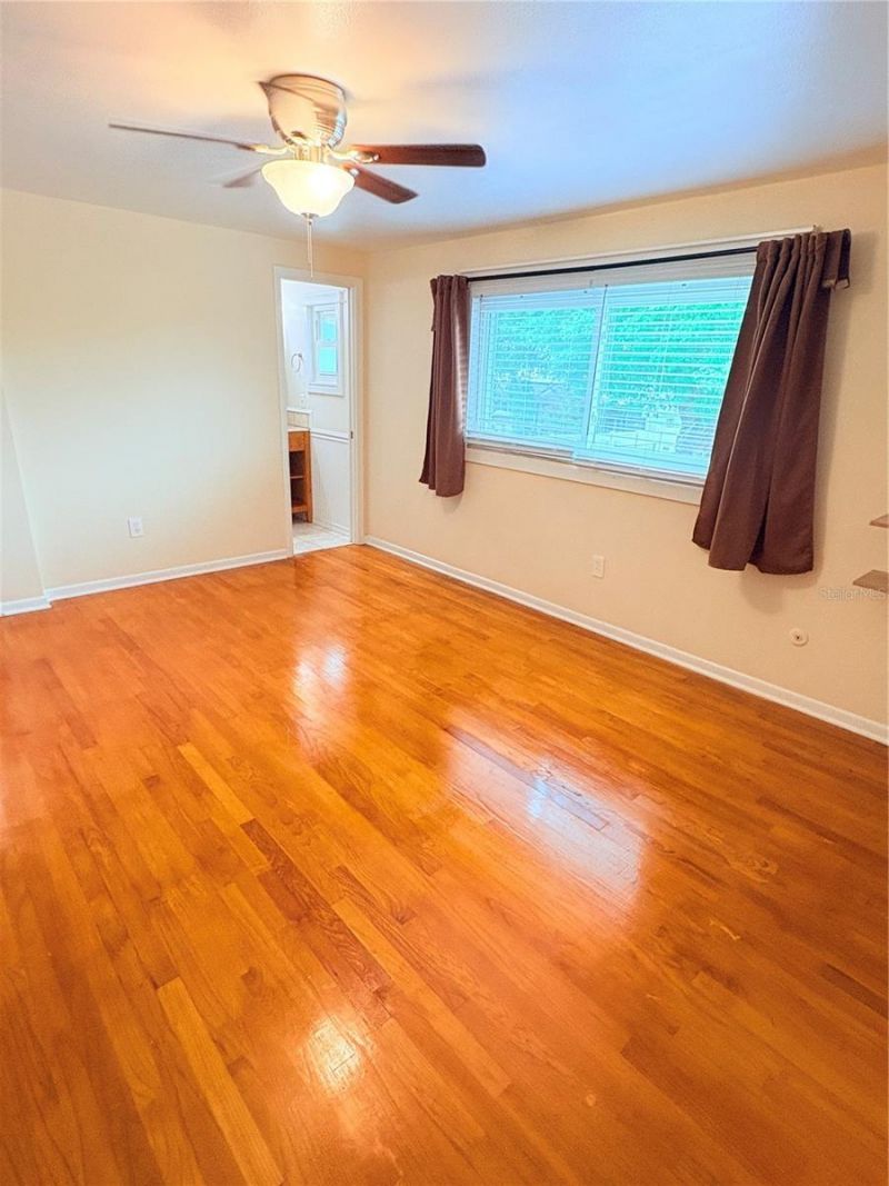 4725 Soapstone Drive, Tampa, FL 33615 Photo