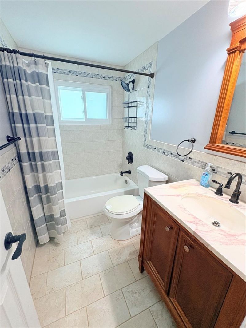 4725 Soapstone Drive, Tampa, FL 33615 Photo