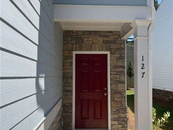 127 Berry Drive , Dawsonville, GA 30534