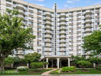 20 N Tower Road, Oak Brook, IL 60523 primary photo