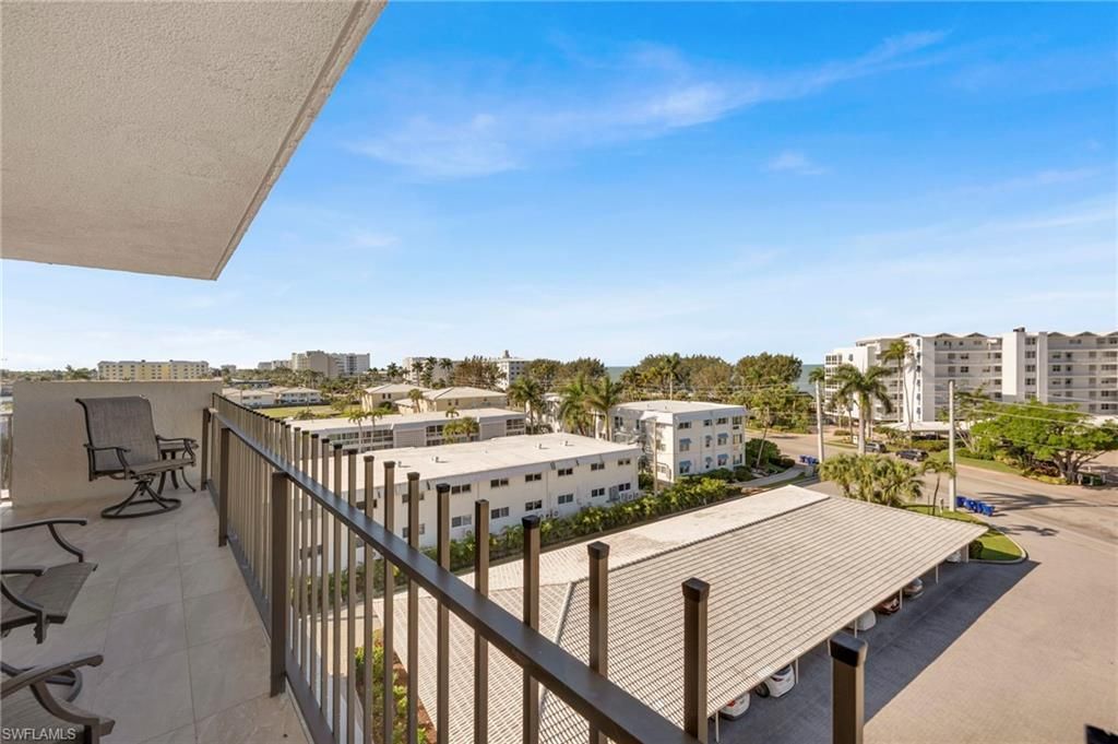 2150 Gulf Shore Blvd N, Unit 609, Naples, FL 34102 Photo