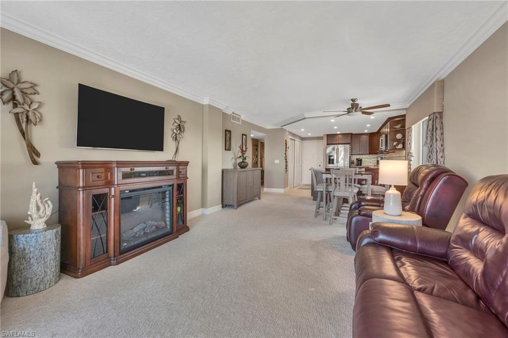 2150 Gulf Shore Blvd N, Unit 609, Naples, FL 34102 Photo