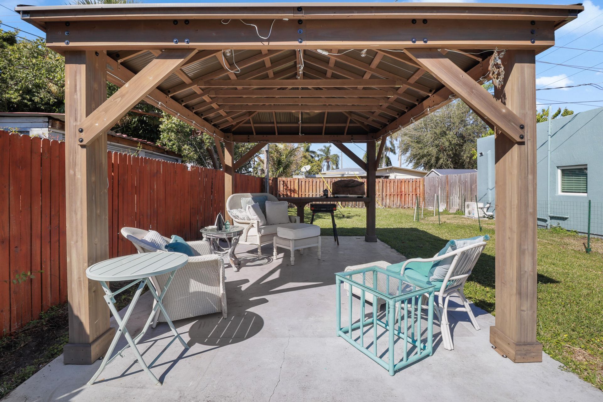 301 Hawthorne Drive, Lake Park, FL 33403 Photo