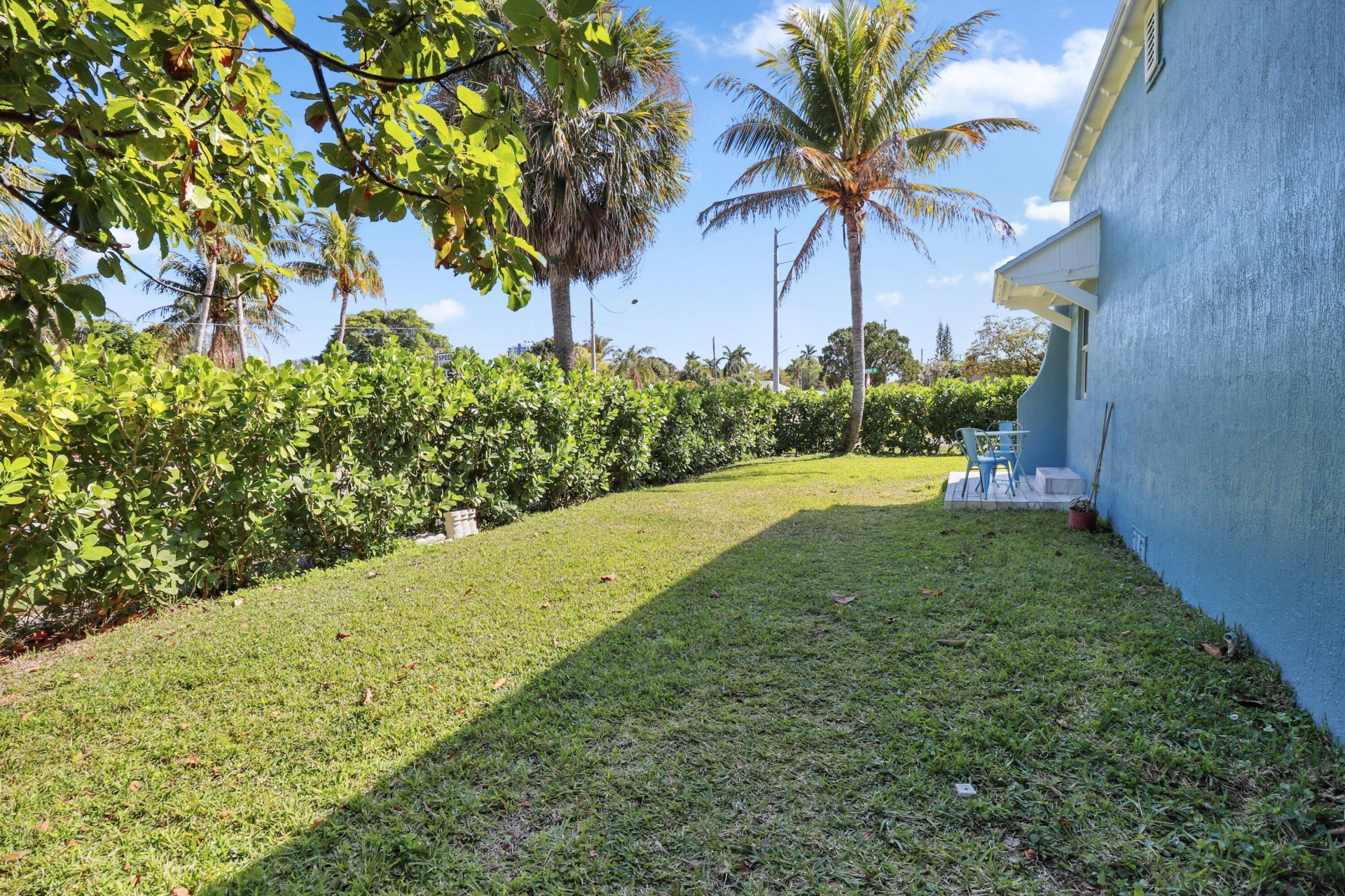 301 Hawthorne Drive, Lake Park, FL 33403 Photo