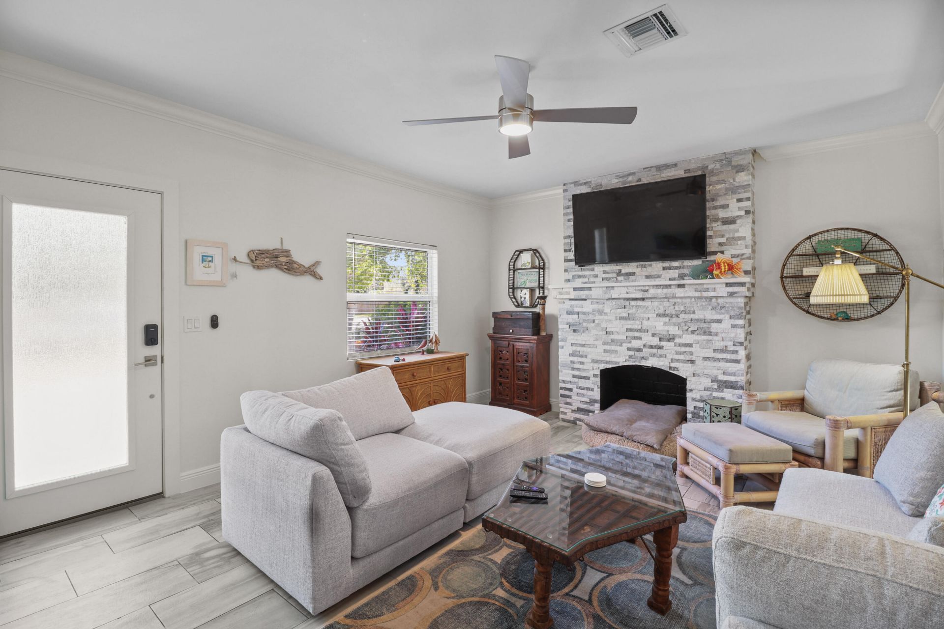 301 Hawthorne Drive, Lake Park, FL 33403 Photo