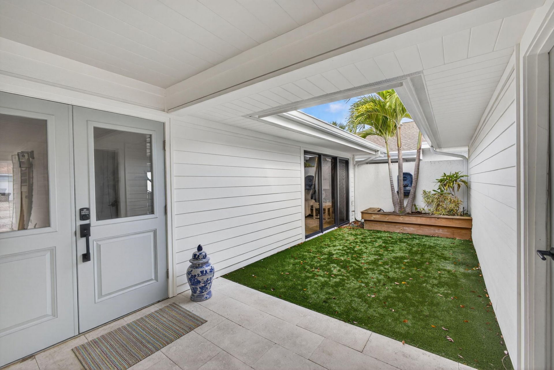 17085 Bay Street, Jupiter, FL 33477 Photo