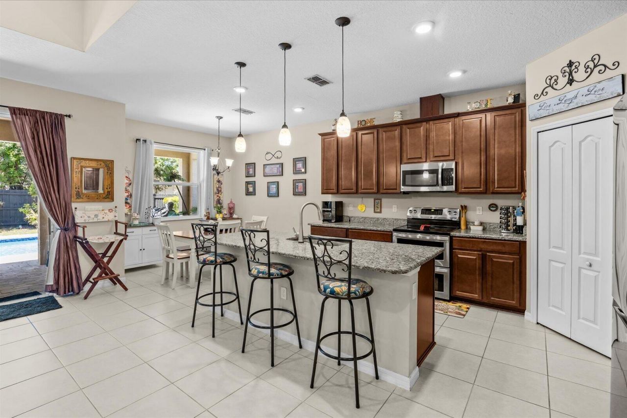 5744 NW Cahaba Street, Port Saint Lucie, FL 34986 Photo