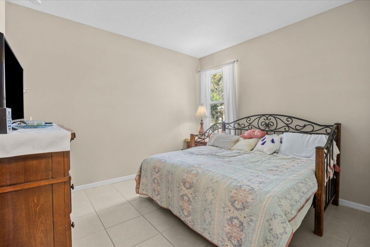 5744 NW Cahaba Street, Port Saint Lucie, FL 34986 Photo