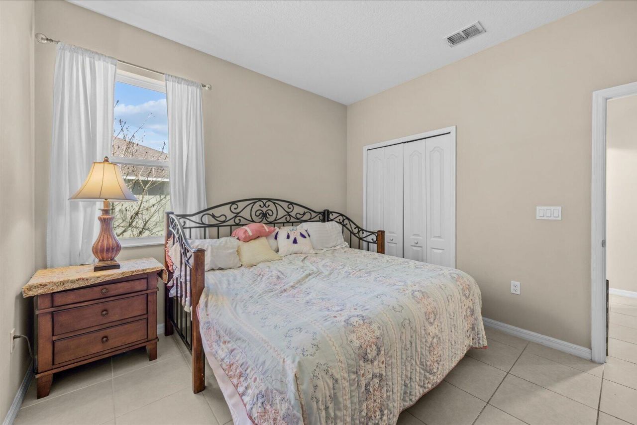 5744 NW Cahaba Street, Port Saint Lucie, FL 34986 Photo