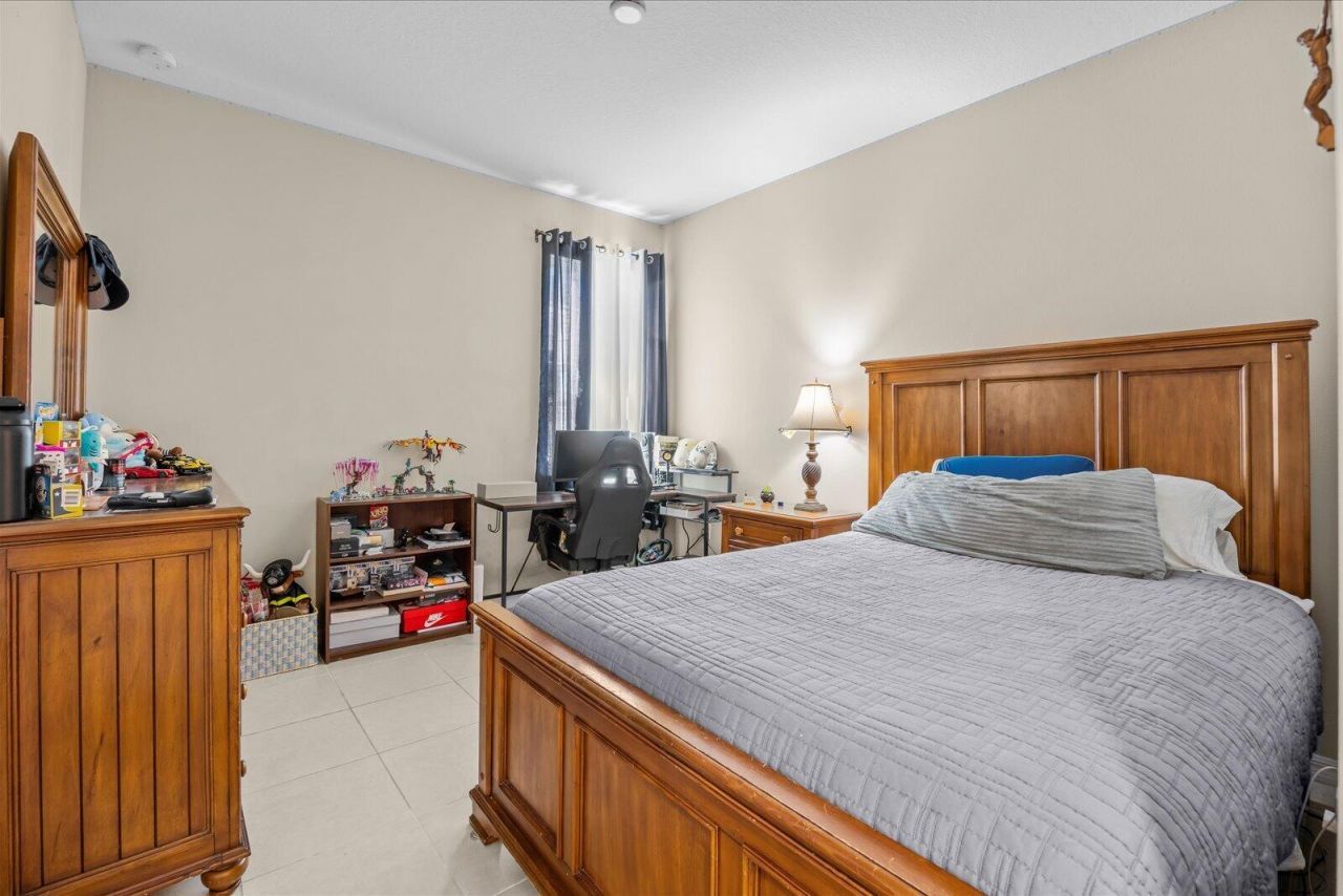 5744 NW Cahaba Street, Port Saint Lucie, FL 34986 Photo