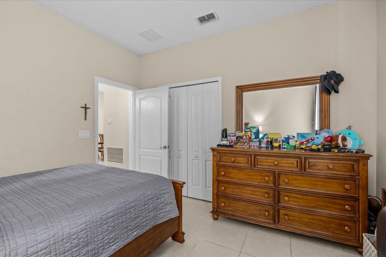 5744 NW Cahaba Street, Port Saint Lucie, FL 34986 Photo