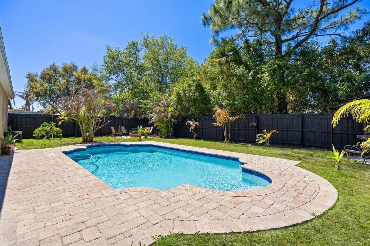 5744 NW Cahaba Street, Port Saint Lucie, FL 34986 Photo