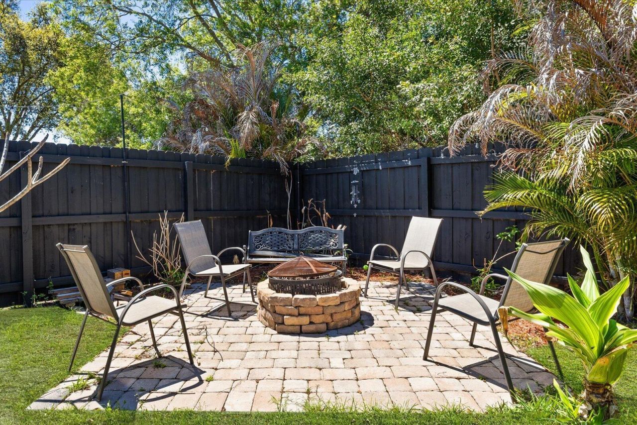 5744 NW Cahaba Street, Port Saint Lucie, FL 34986 Photo