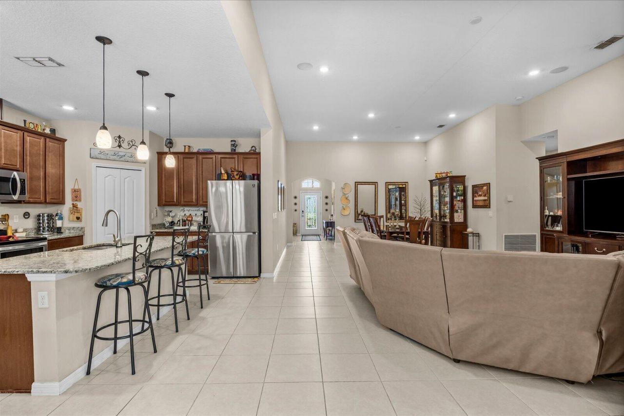 5744 NW Cahaba Street, Port Saint Lucie, FL 34986 Photo