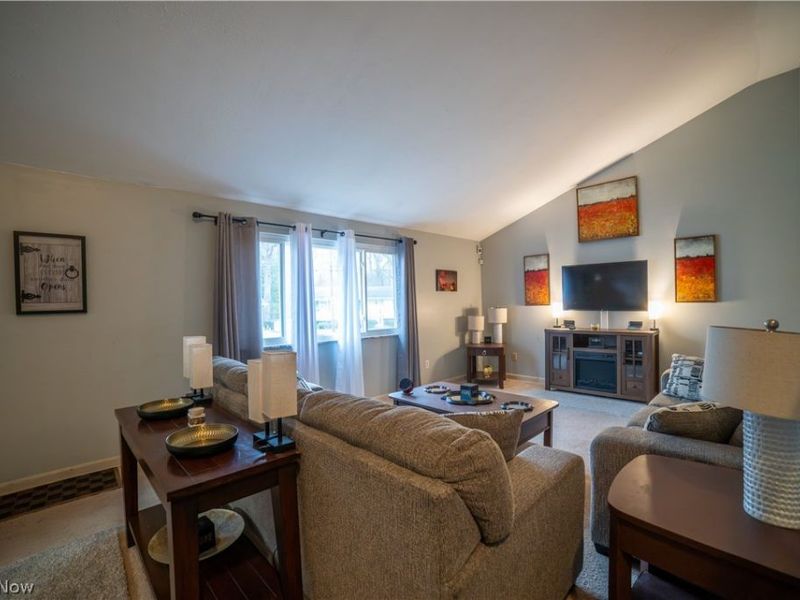 1491 Rowles Drive, Akron, OH 44313 Photo 6