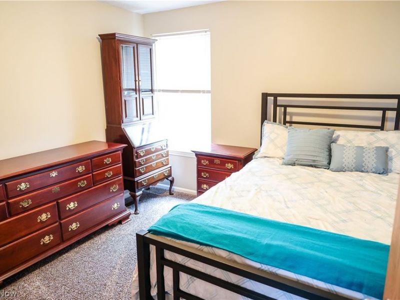 2146 Stonehenge Circle, Akron, OH 44319 Photo 18