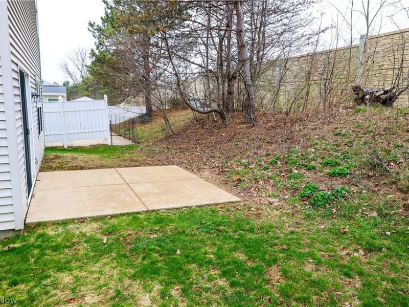 2146 Stonehenge Circle, Akron, OH 44319 Photo 27