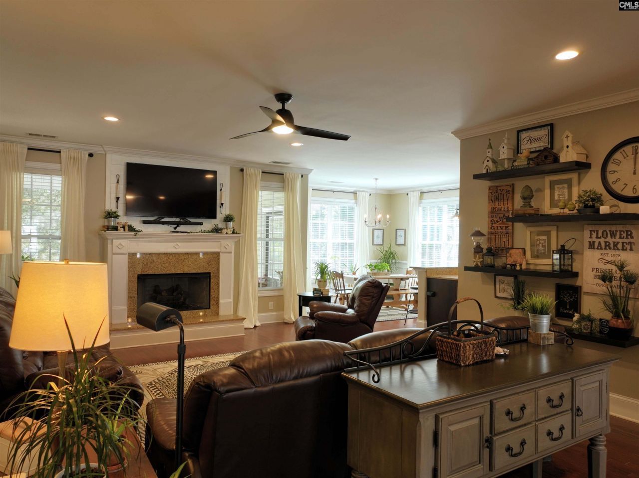 148 Parapet Trail  Photo 13