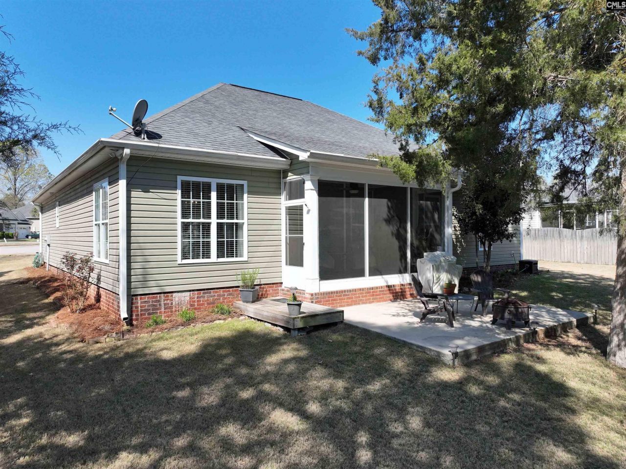 148 Parapet Trail  Photo 4