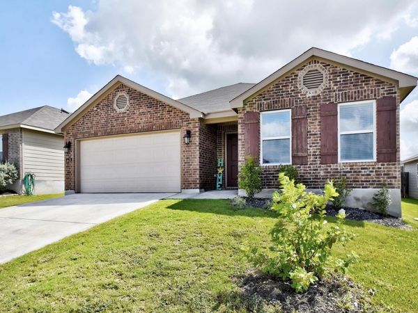 733 PEAK PL , Seguin, TX 78155