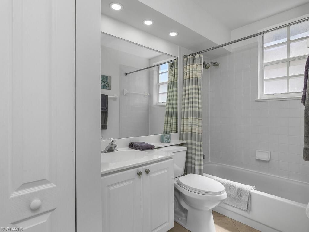 3940 Windward Passage Cir, Unit 102, Bonita Springs, FL 34134 Photo