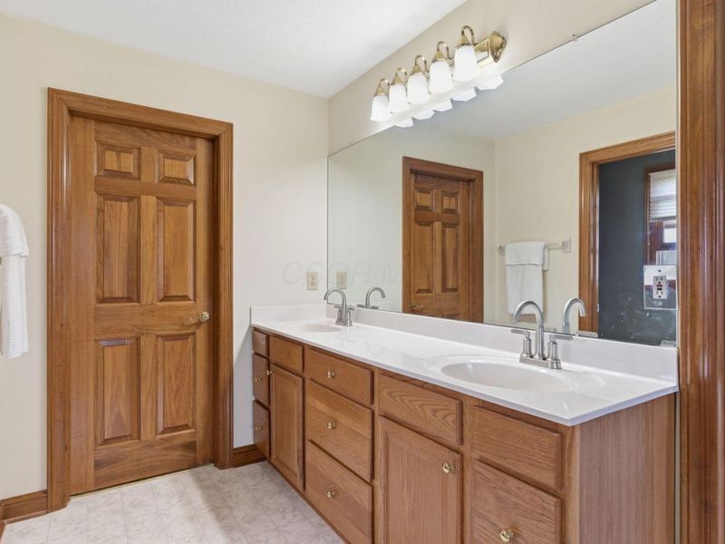 11092 Red Fox Street , Canal Winchester, OH 43110 Photo 51