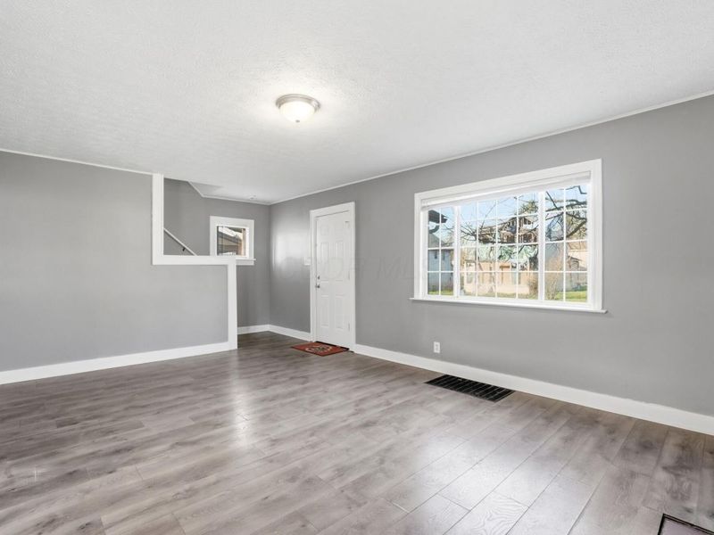 2508 Parkwood Avenue, Columbus, OH 43211 Photo 6