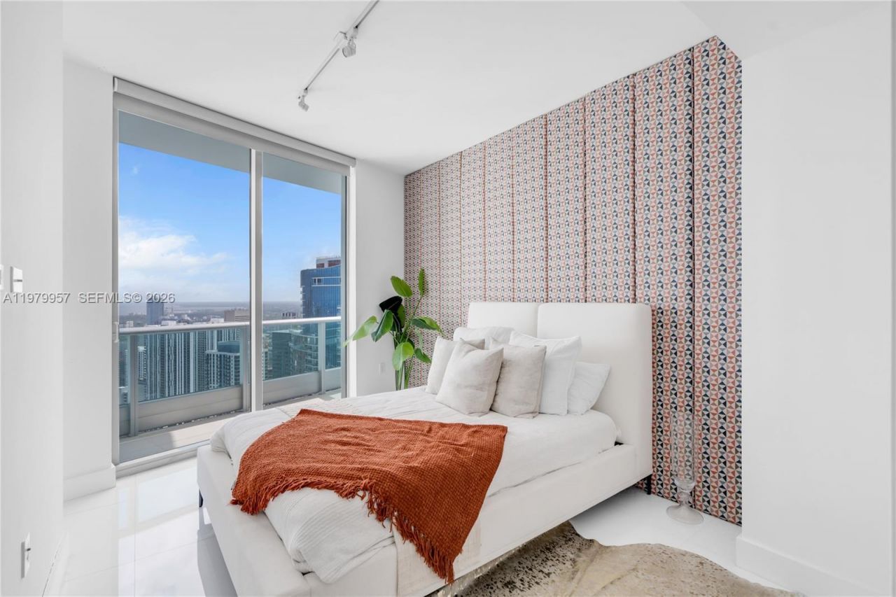 900 Biscayne Blvd , Unit PH6109, Miami, FL 33132 Photo