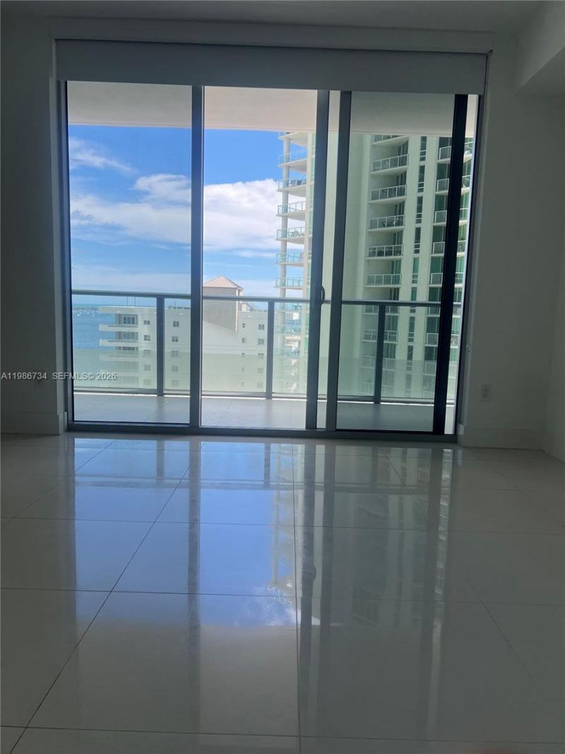 1300 Brickell Bay Dr, Unit 1606, Miami, FL 33131 Photo