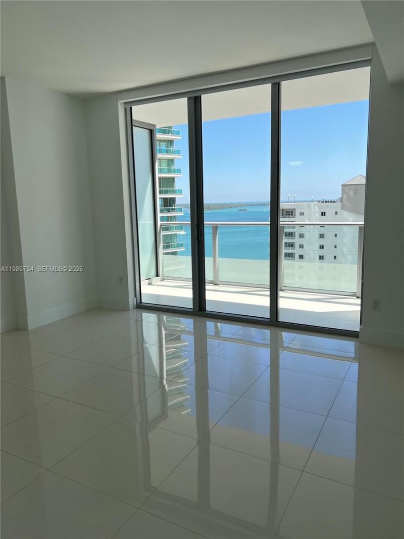1300 Brickell Bay Dr, Unit 1606, Miami, FL 33131 Photo
