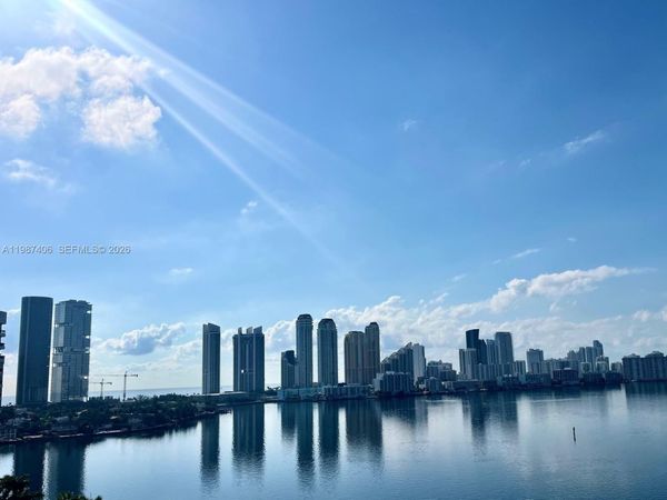 3530 Mystic Pointe Dr, Unit 1412, Aventura, FL 33180