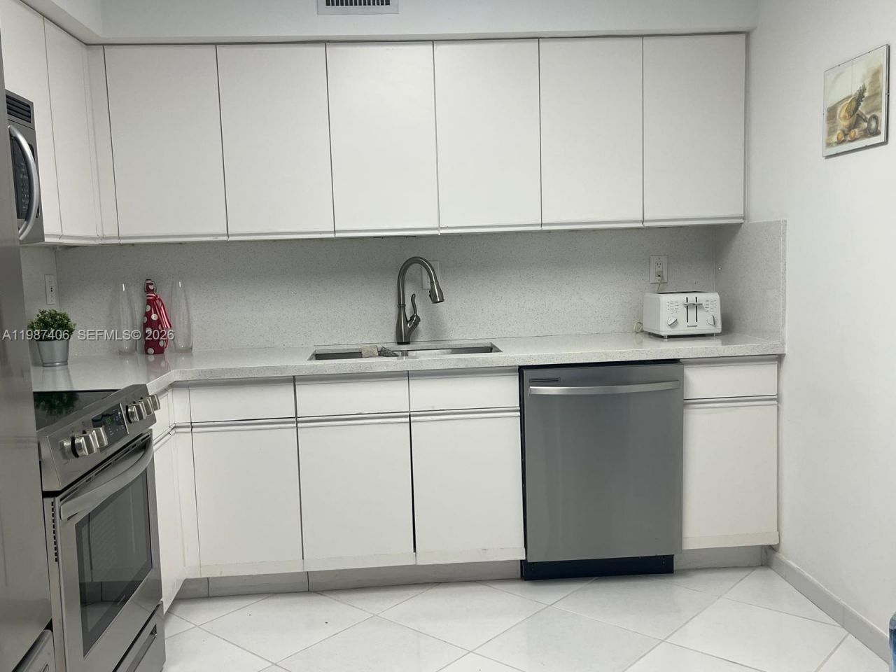 3530 Mystic Pointe Dr, Unit 1412, Aventura, FL 33180 Photo