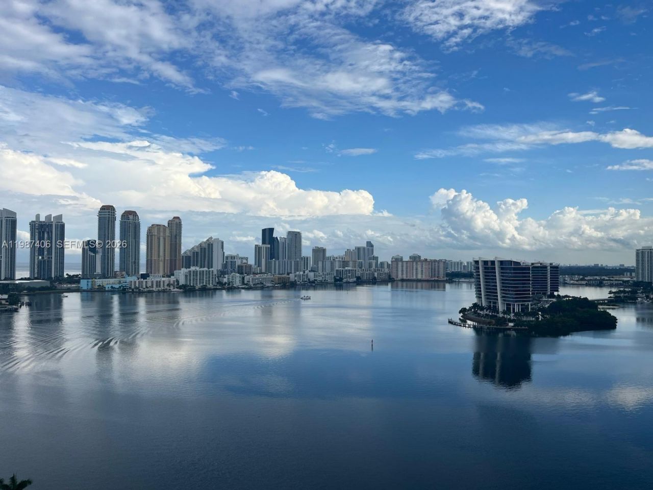 3530 Mystic Pointe Dr , Unit 1412, Aventura, FL 33180 Photo