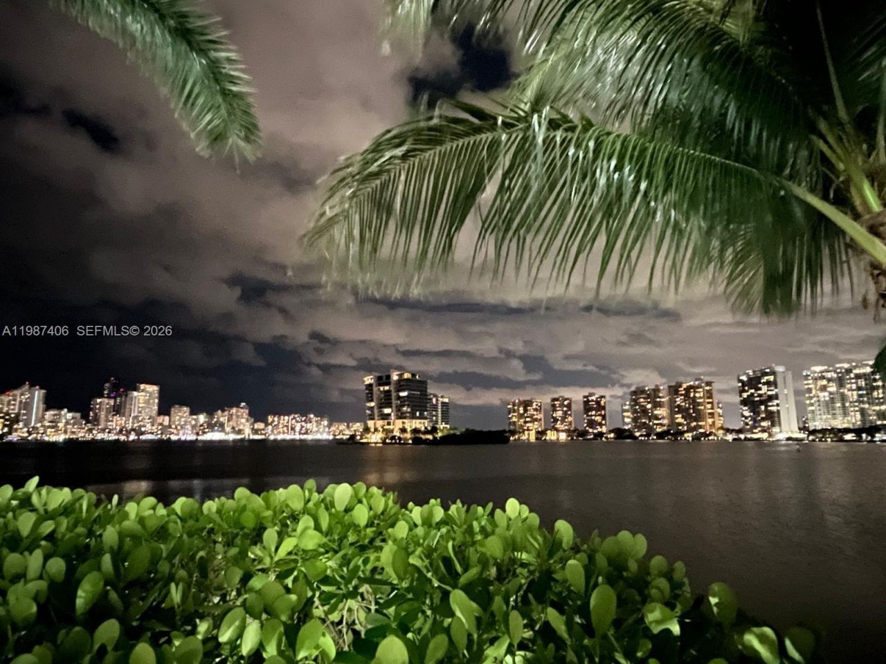 3530 Mystic Pointe Dr, Unit 1412, Aventura, FL 33180 Photo