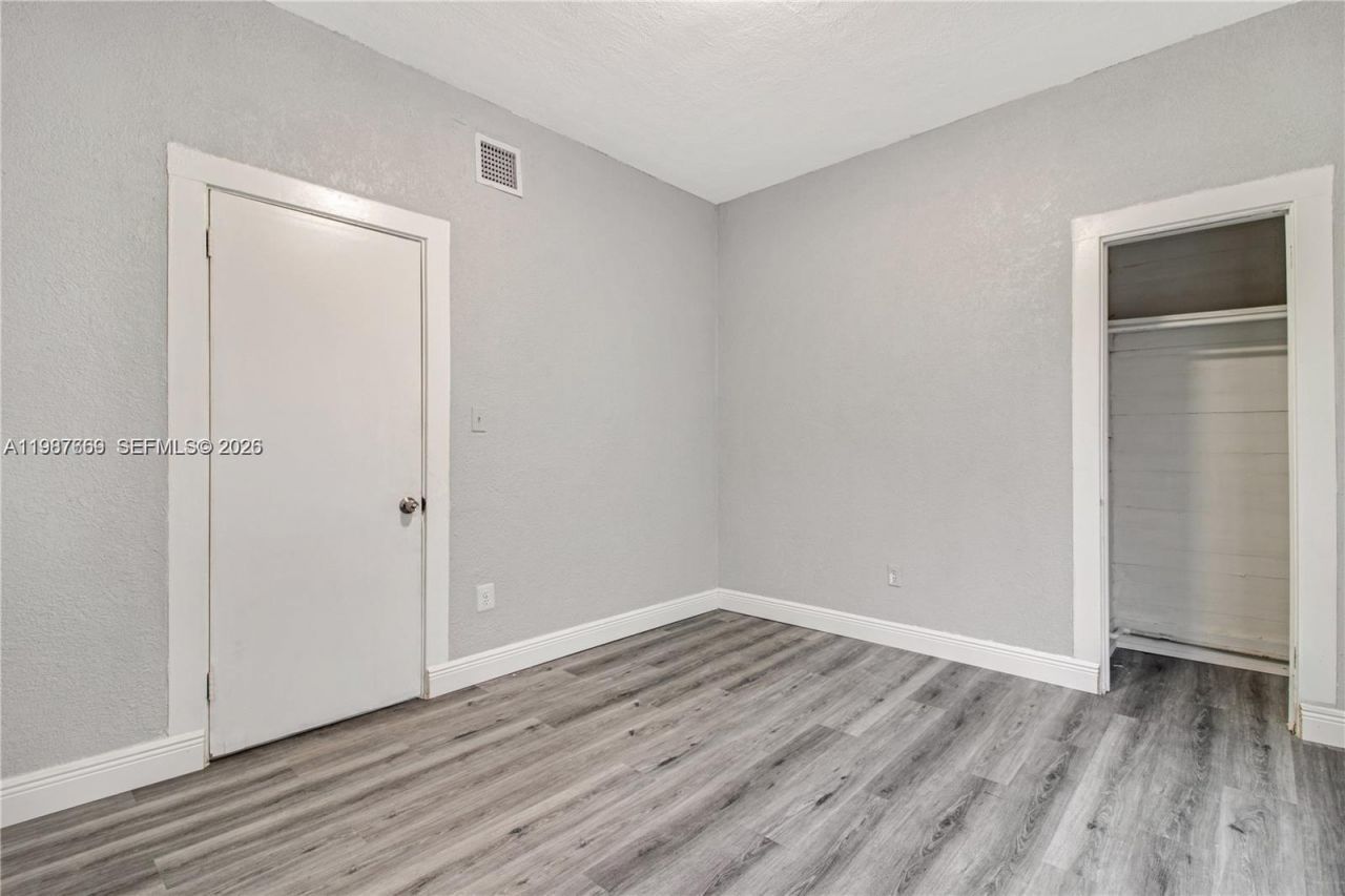 327 SW 20th St, Unit 2, Fort Lauderdale, FL 33315 Photo