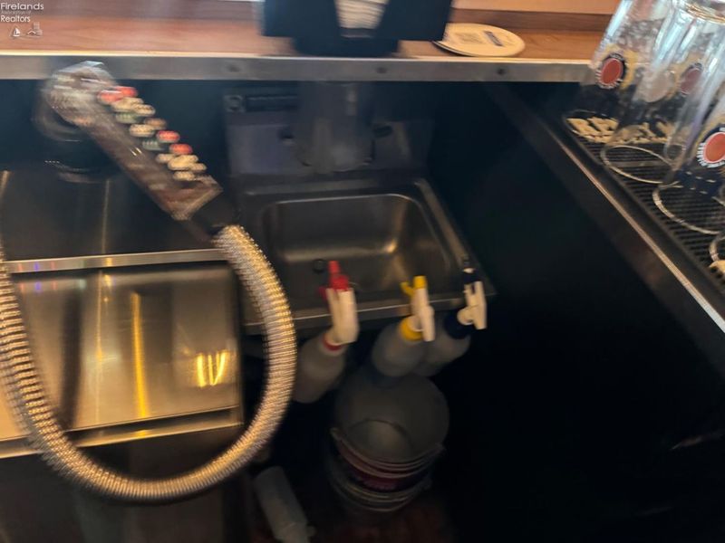 41573 N Ridge Road, Elyria, OH 44035 Photo 15