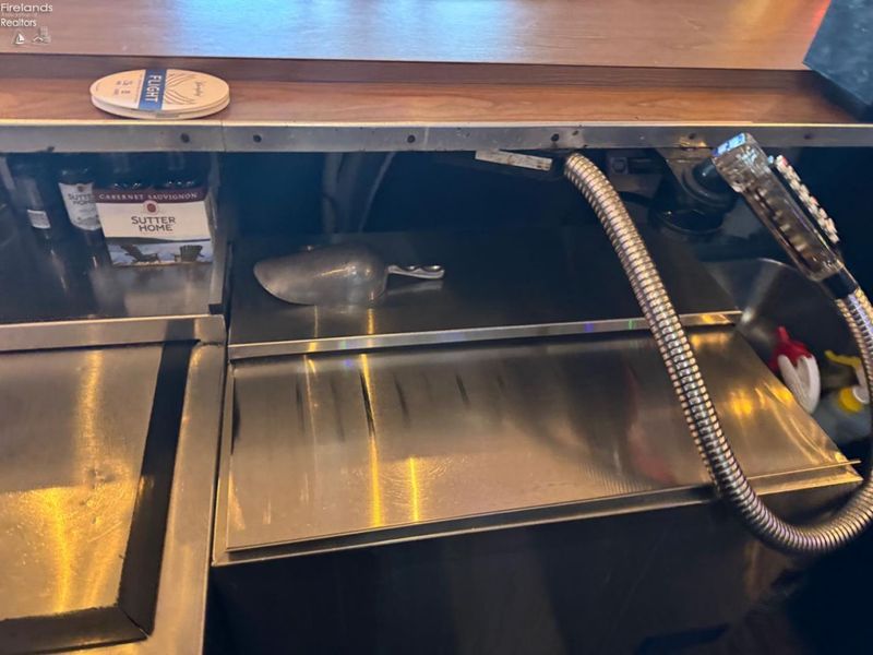 41573 N Ridge Road, Elyria, OH 44035 Photo 18