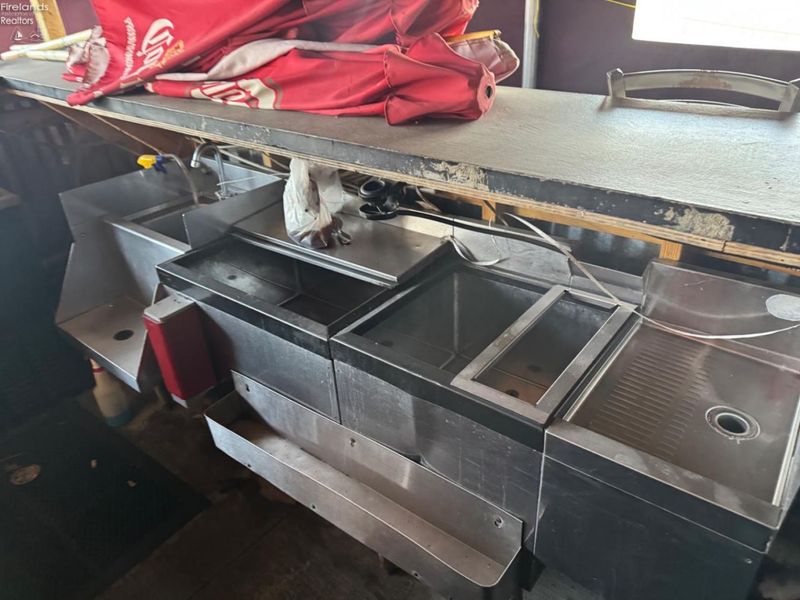 41573 N Ridge Road, Elyria, OH 44035 Photo 7