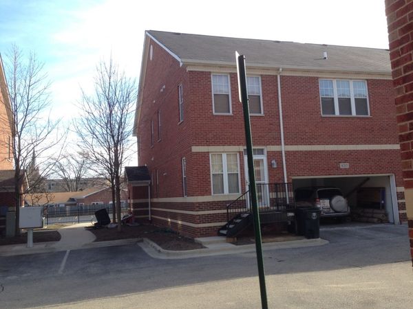 8217 Lincoln Avenue , Skokie, IL 60077