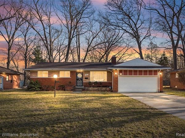 19015 Greenwald Drive, Southfield, MI 48075