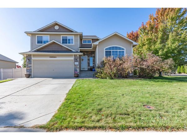 9877 Buffalo St, Firestone, CO 80504