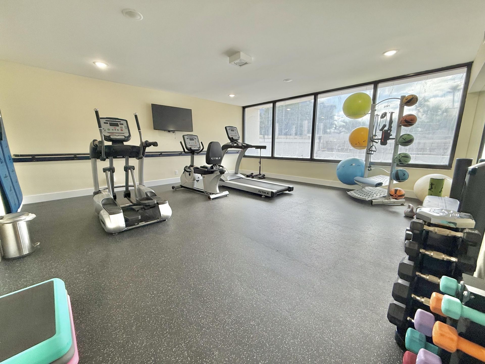 176 Helios Drive, Unit 203, Jupiter, FL 33477 Photo