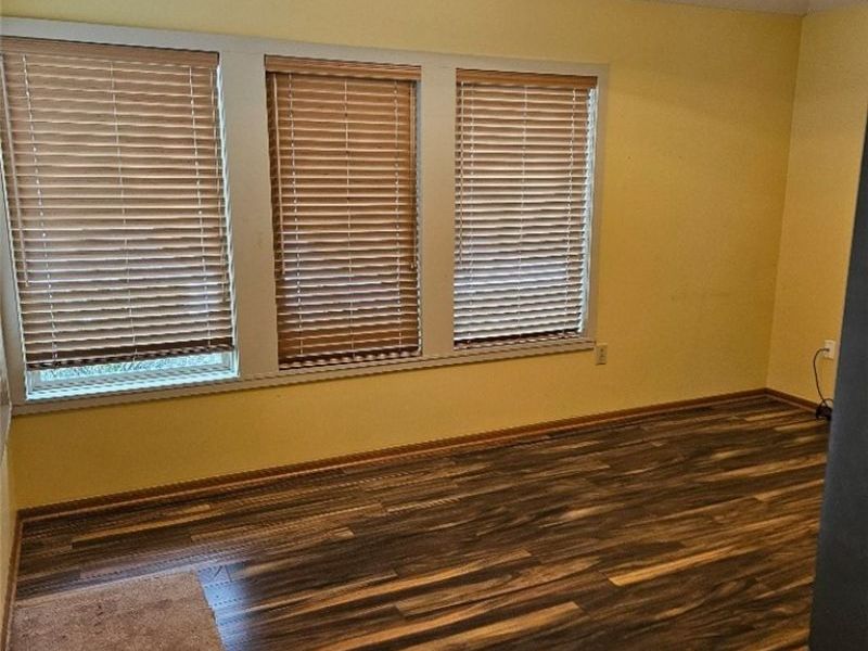 2585 Barnstone Avenue SW, Canton, OH 44706 Photo 8