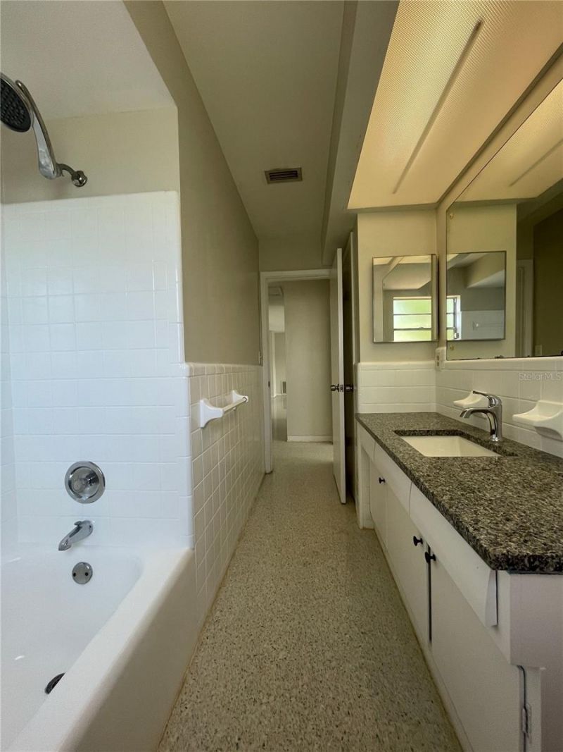 3900 14th Lane Ne, Saint Petersburg, FL 33703 Photo